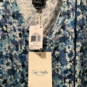 Oak & Trellis Blue Floral Top